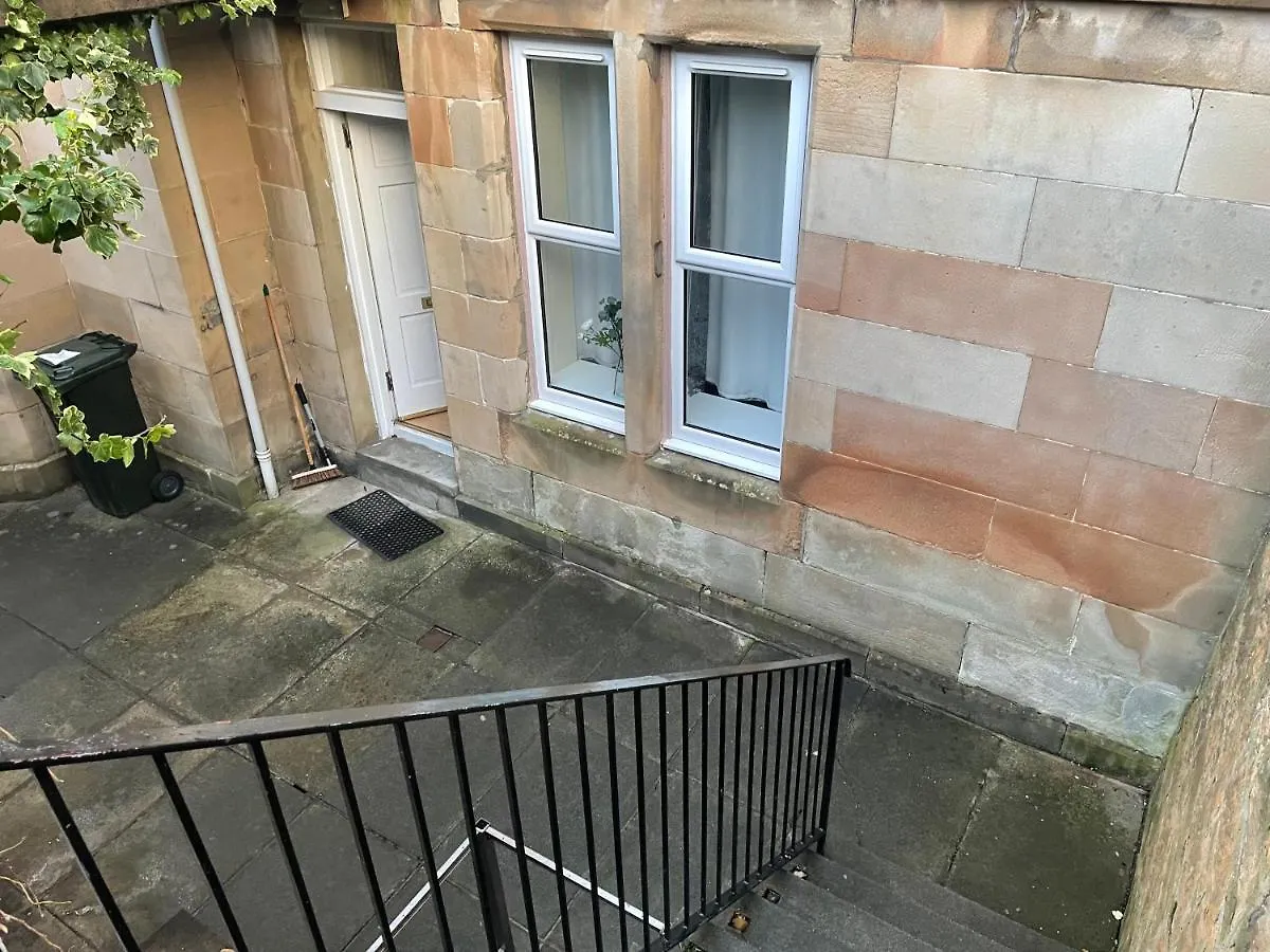 Mayfield Apartment 0*, Edinburgh